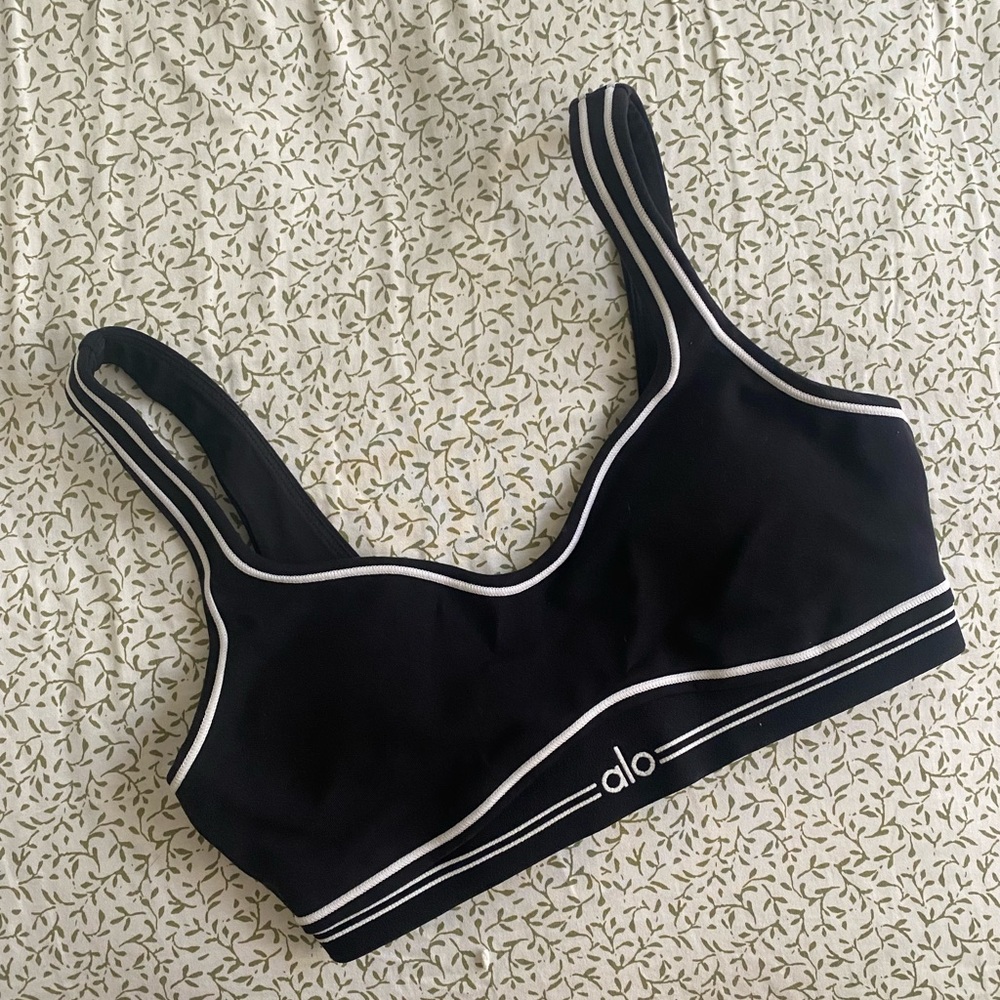Alo Yoga Airbrush Heart Throb Bra